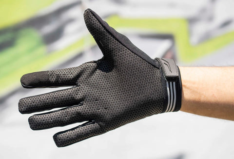 Ampere Gloves